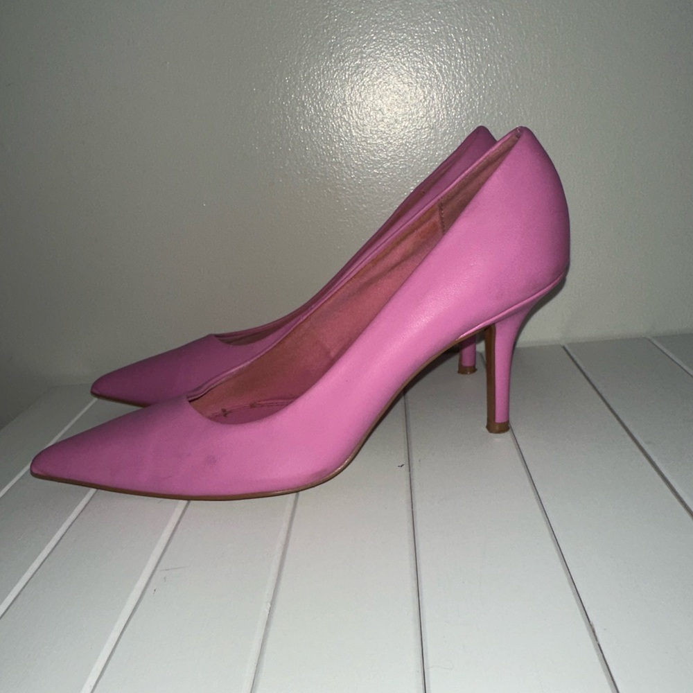 Pink Heels!
